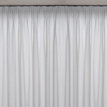 páska na závěsy a záclony